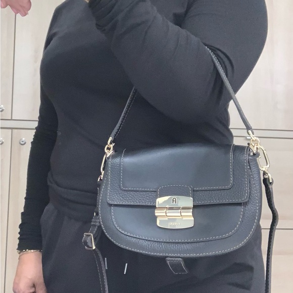 Furla 2 Club Small Shoulder Bag - Picture 9 of 10